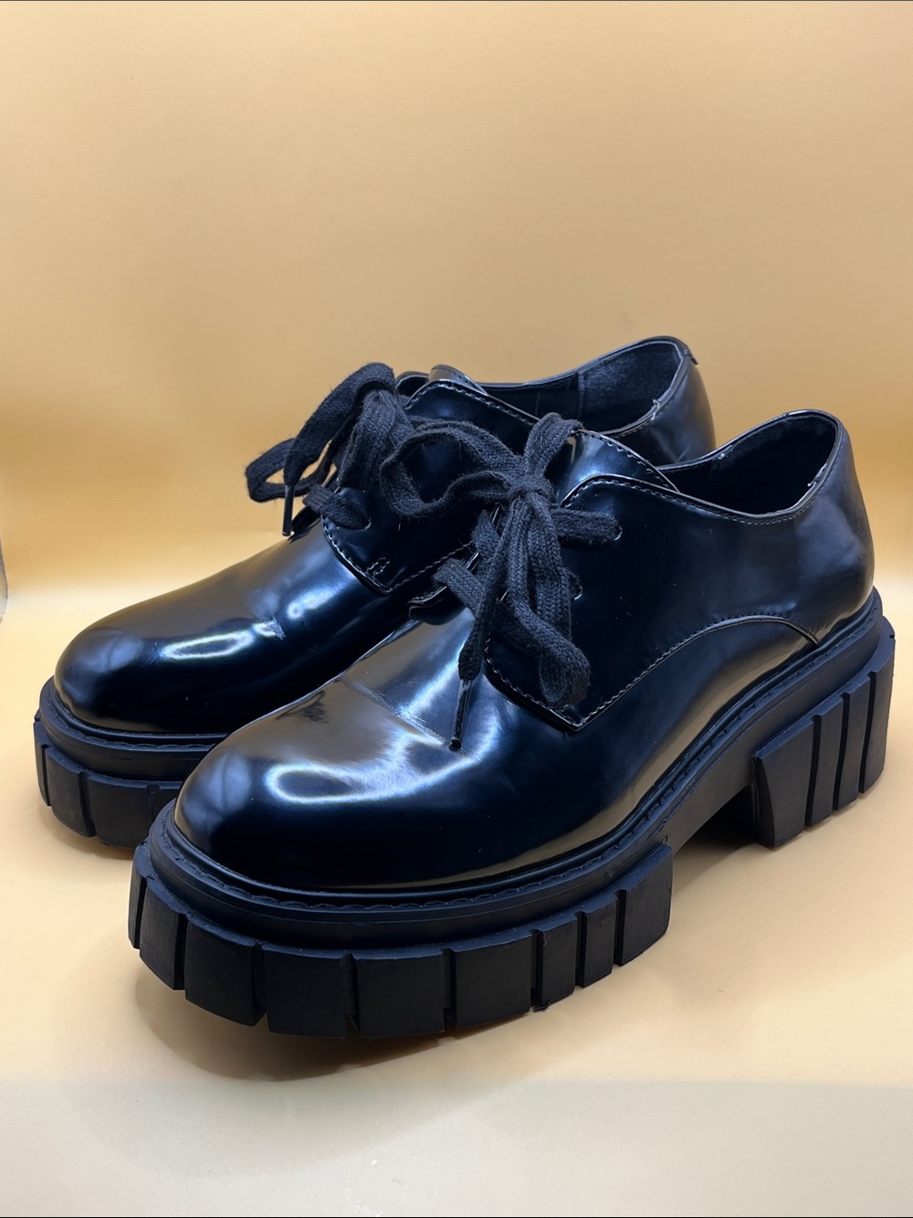 Madden Girl Pharoah Black Platform 7.5